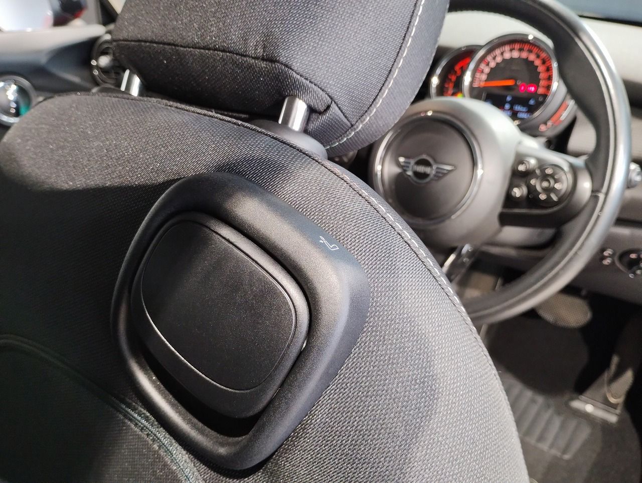 MINI Cooper D 3-Door Hatch