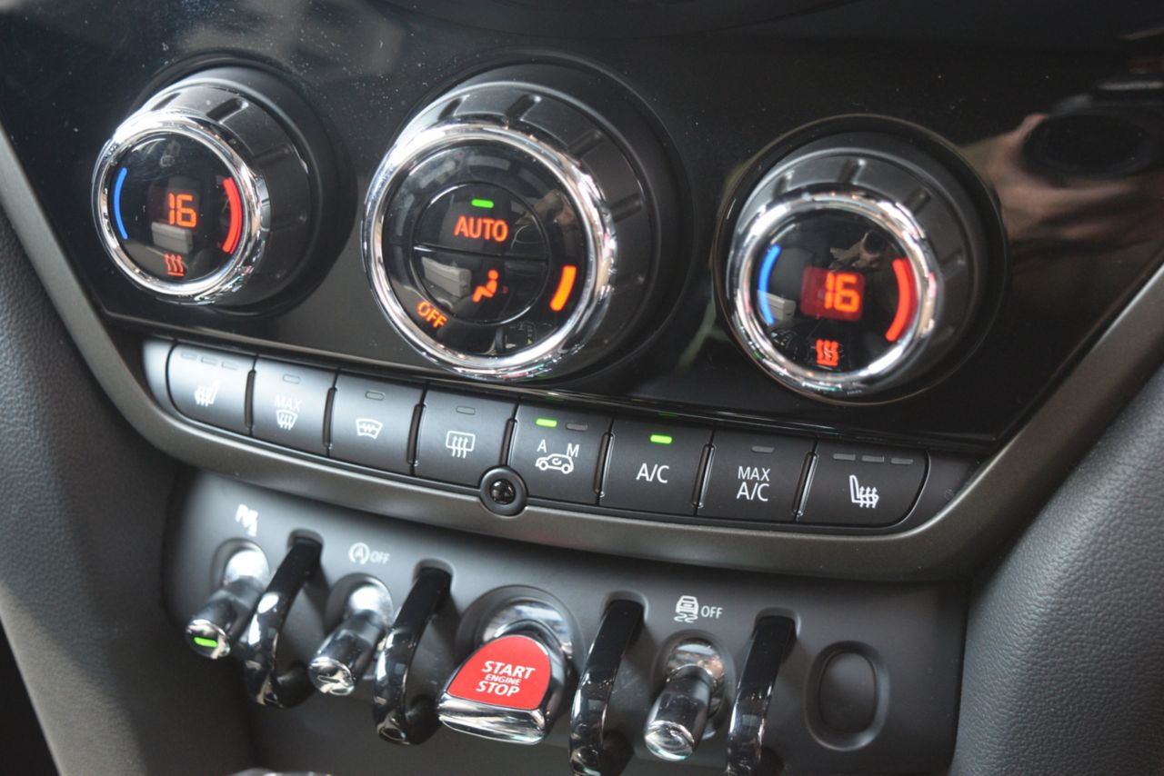 MINI CROSSOVER COOPER D ALL4
