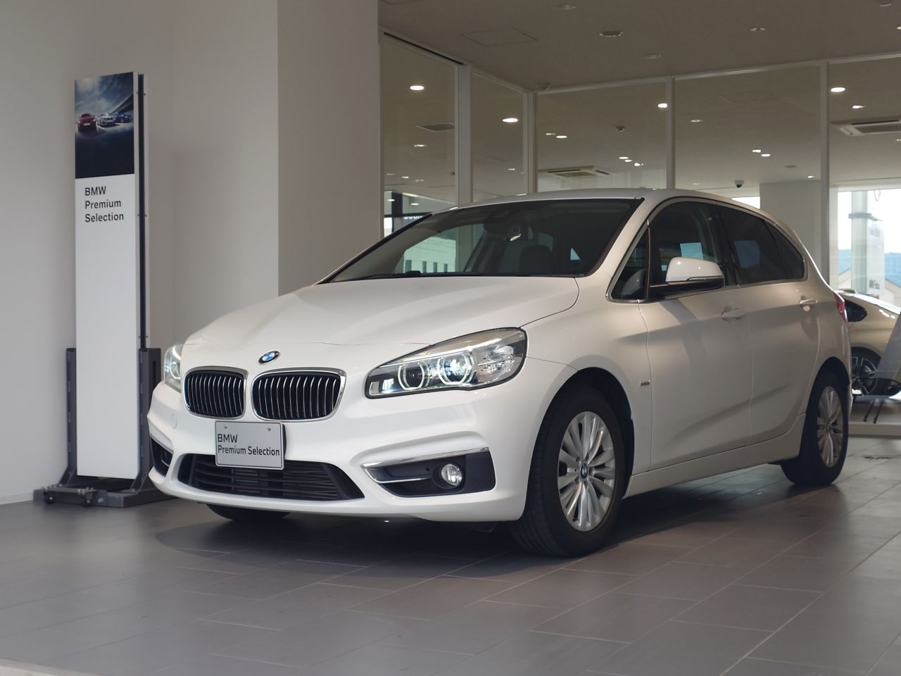 218d xDrive Active Tourer Luxury