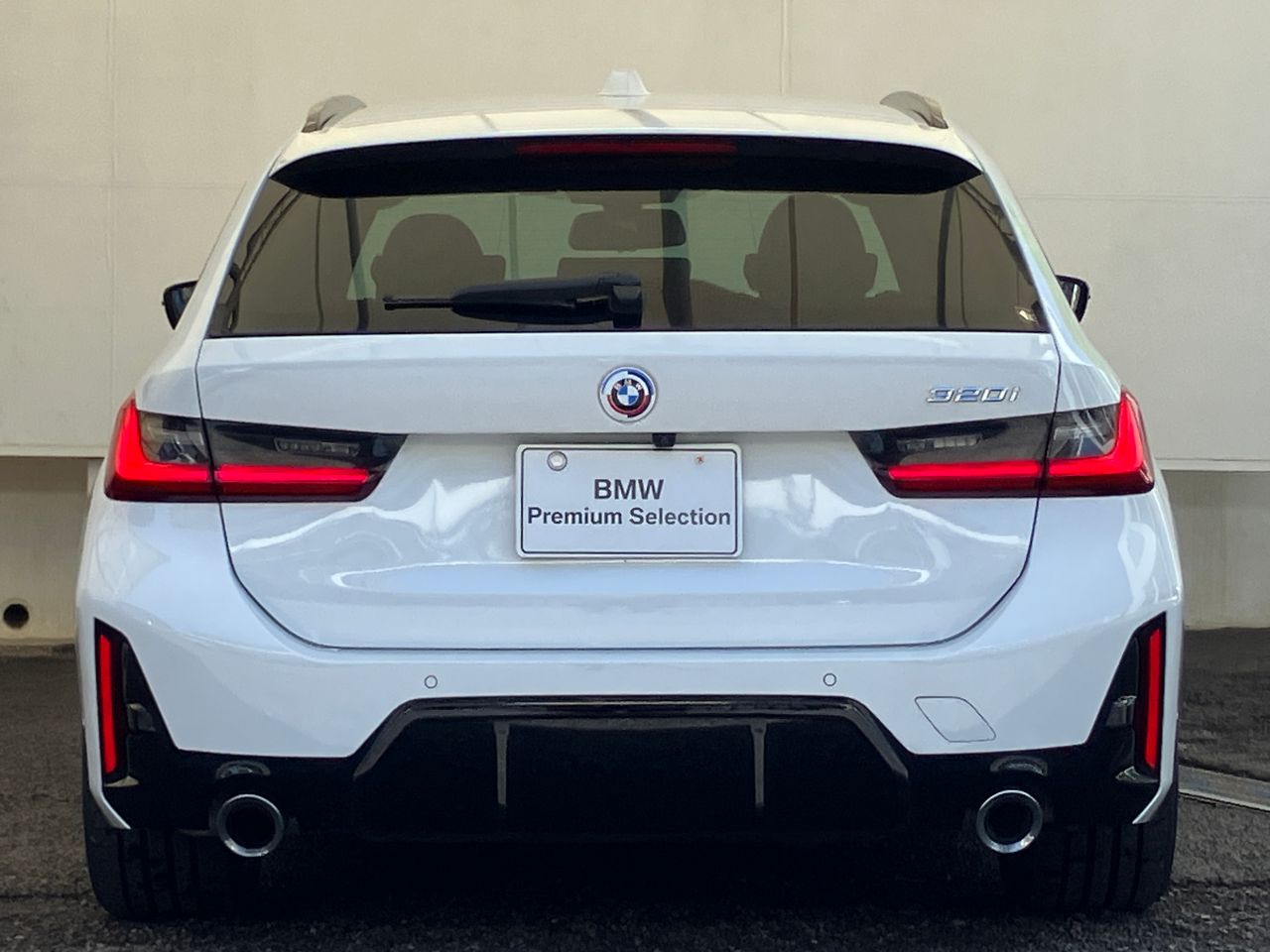 G21 320i Touring LCI RHD