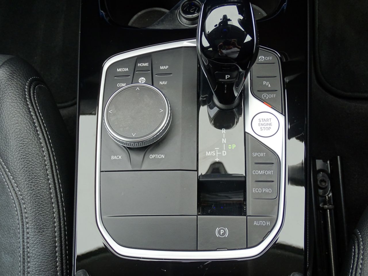 F40 118d Sports Hatch 5-door B47 2.0d