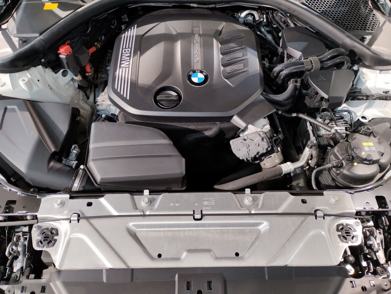 320d xDrive Berline RHD