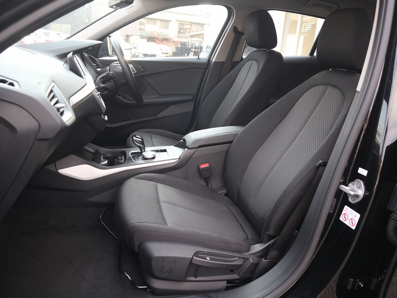 F40 118d Sports Hatch 5-door B47 2.0d