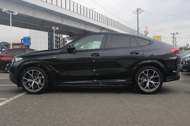 X6 xDrive30d M Sport RHD