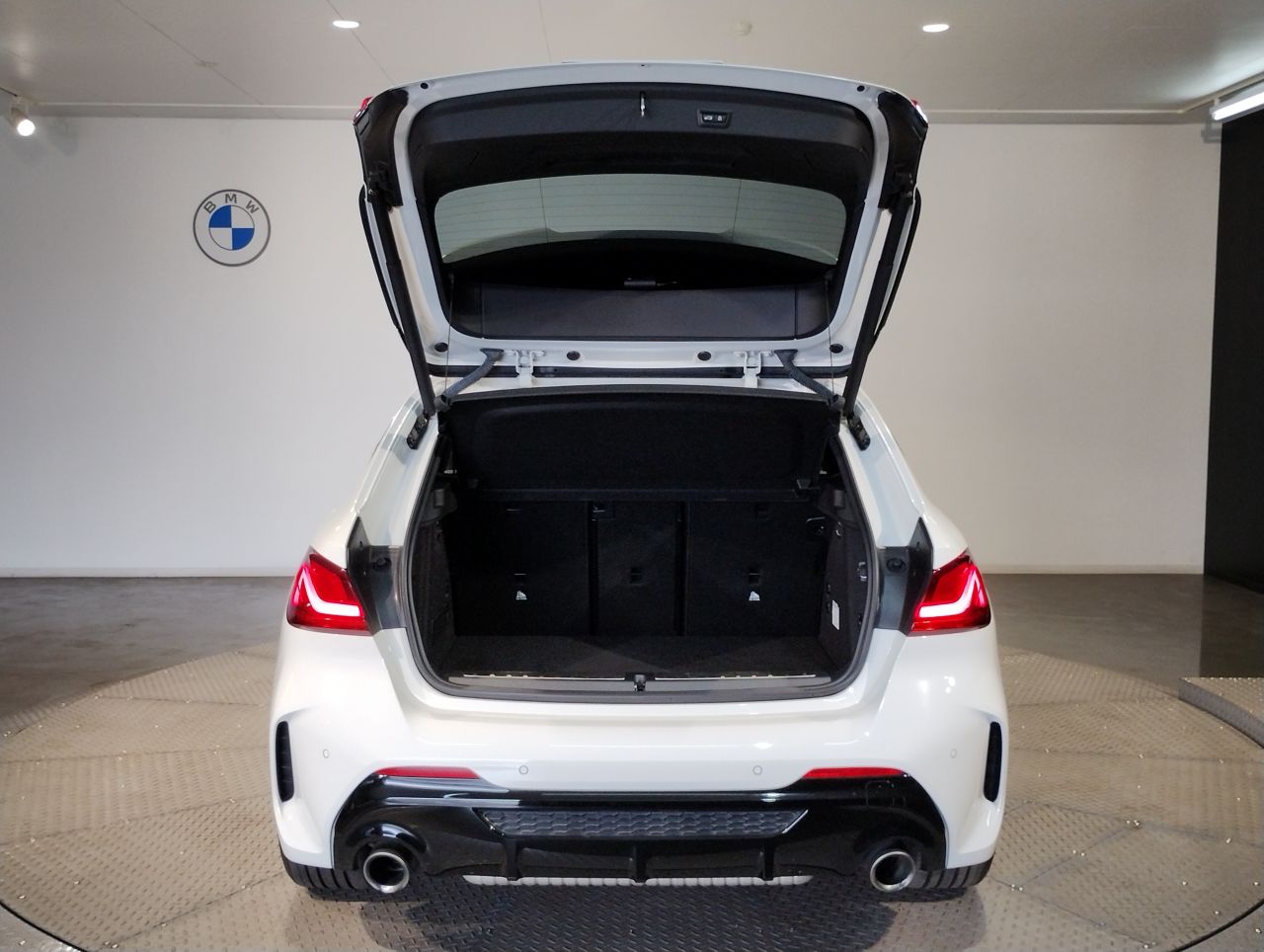 F40 M135i xDrive Sports Hatch 5-door B48 2.0i