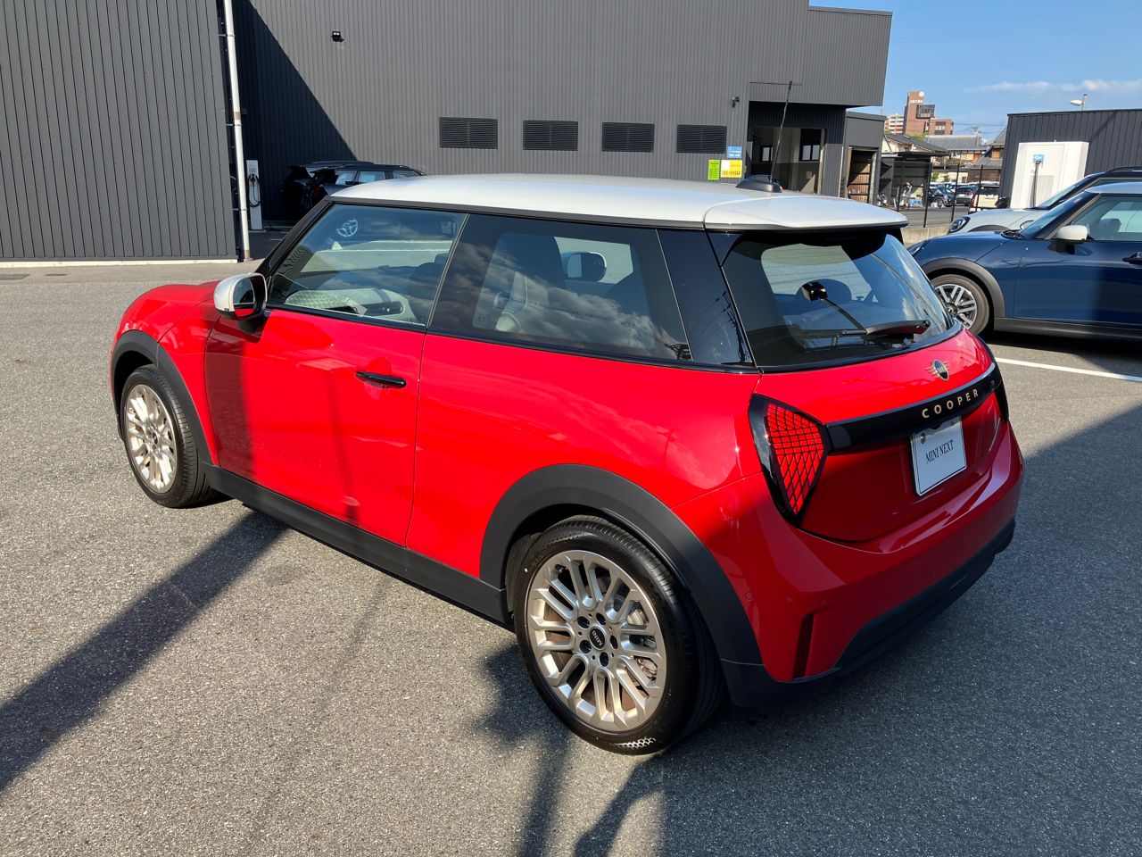 F66 MINI Cooper C 3Dr