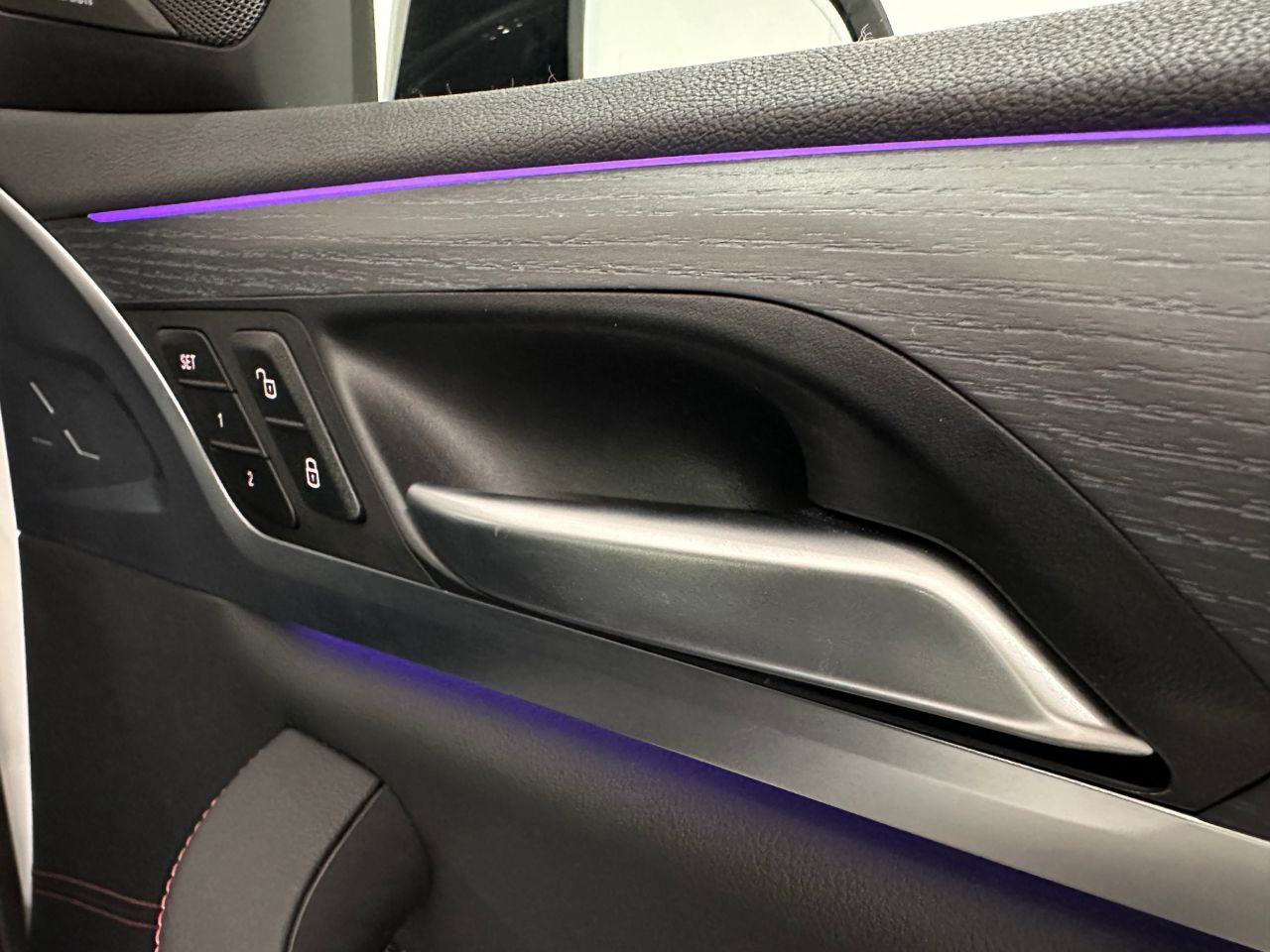 G02 X4 M40i RHD LCI
