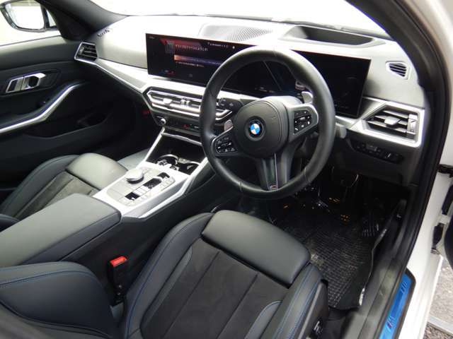 320d xDrive Berline RHD