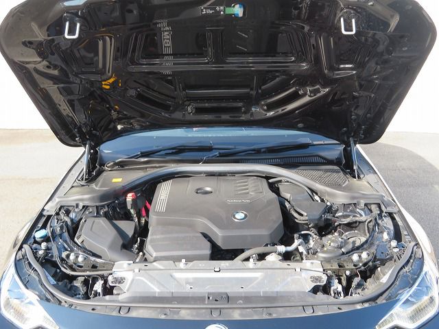 G42 220i Coupe