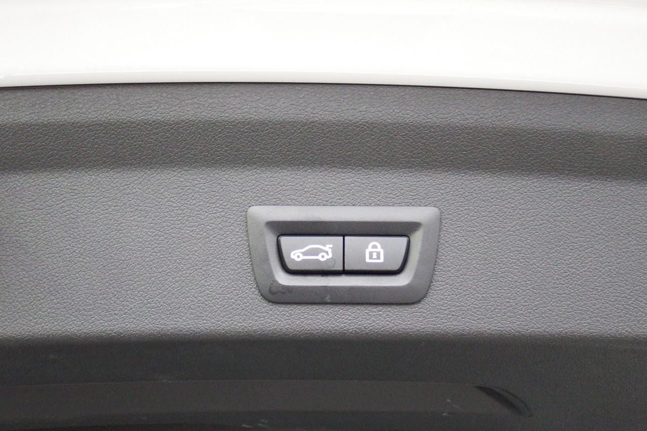 F40 118d Sports Hatch 5-door B47 2.0d