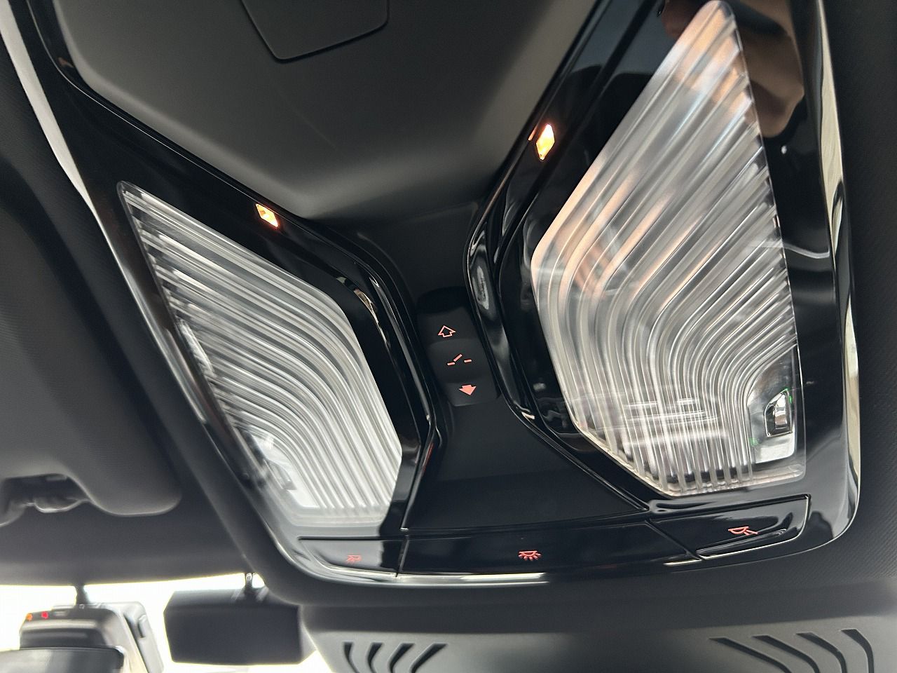 G01 X3 M40d RHD LCI ZA