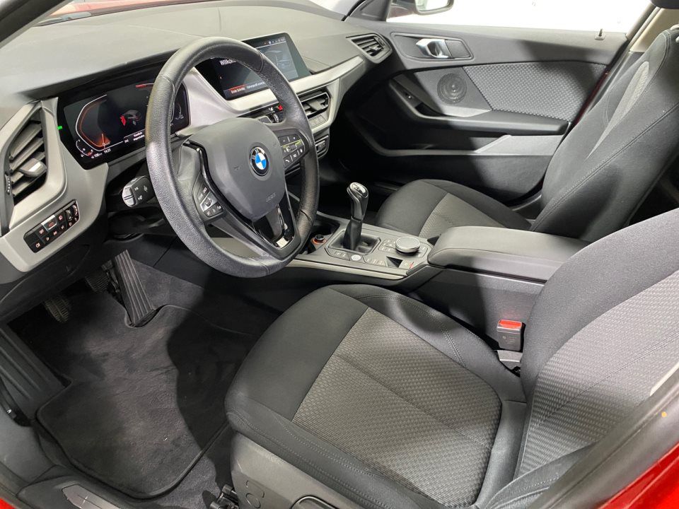 BMW 118