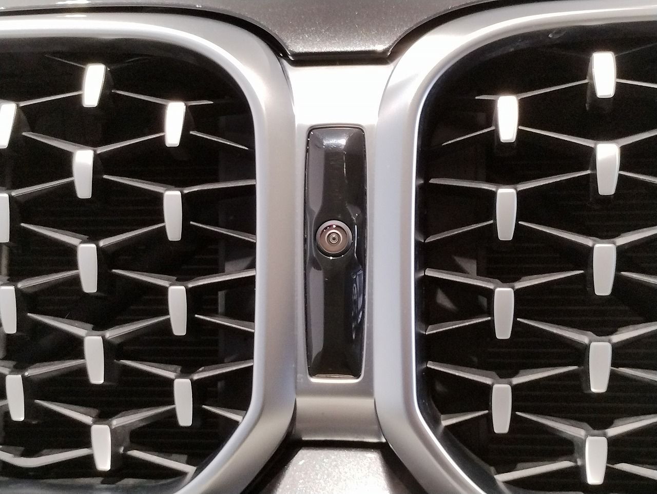 X4 xDrive20d RHD