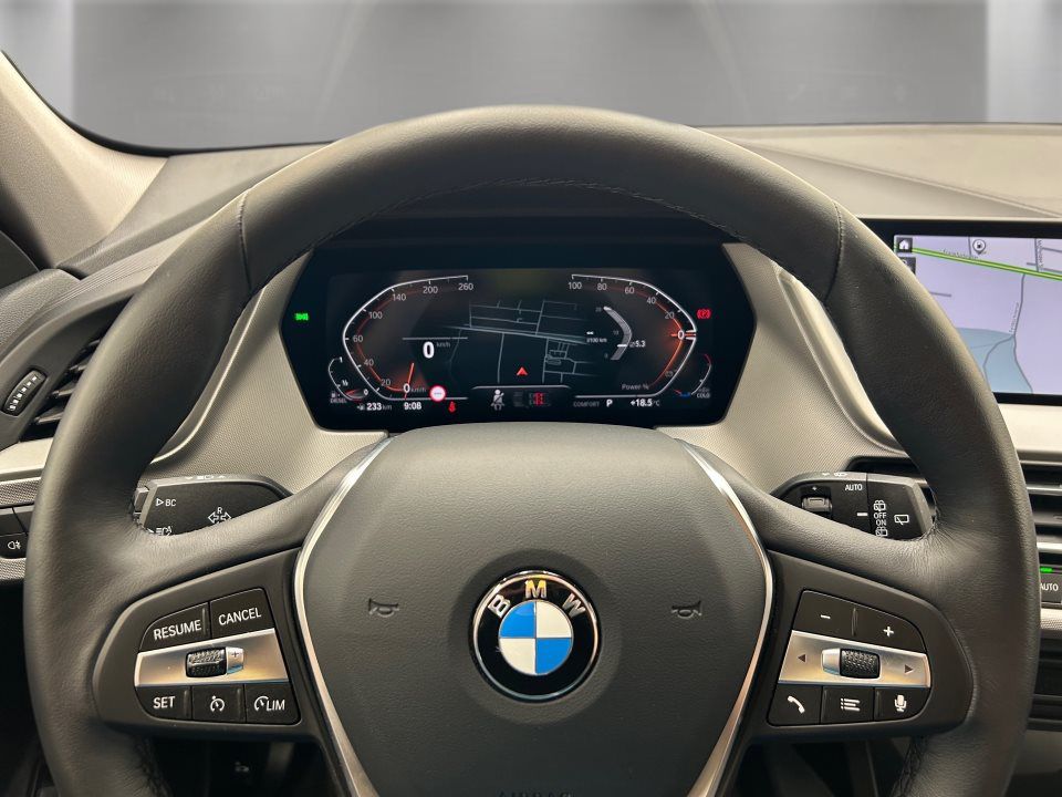 BMW 118