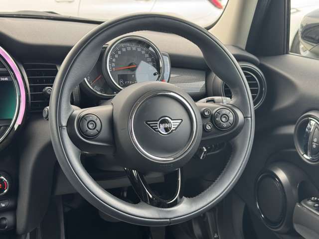 MINI F55 Cooper D 5dr Hatch LCI