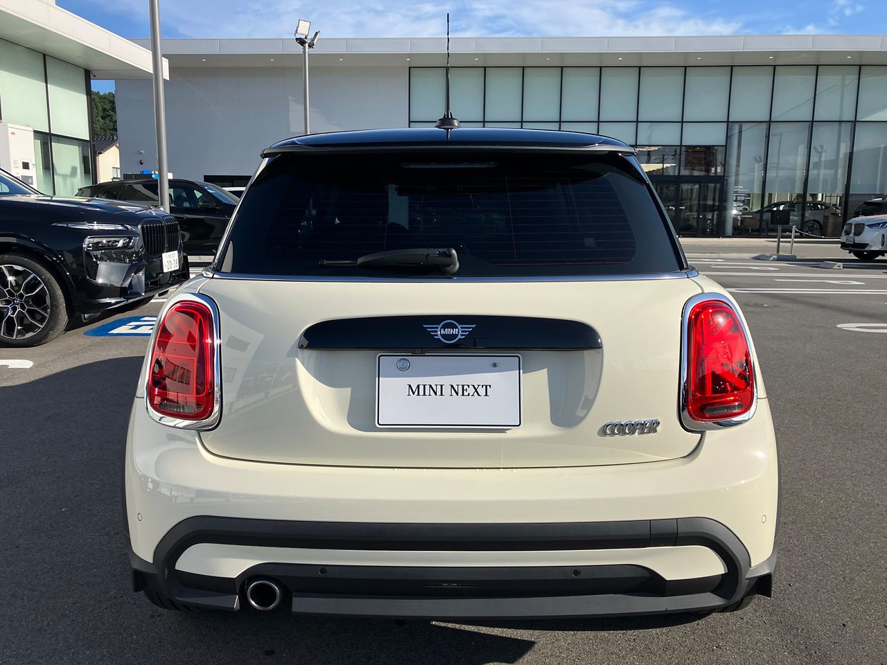 MINI Cooper F56 RHD