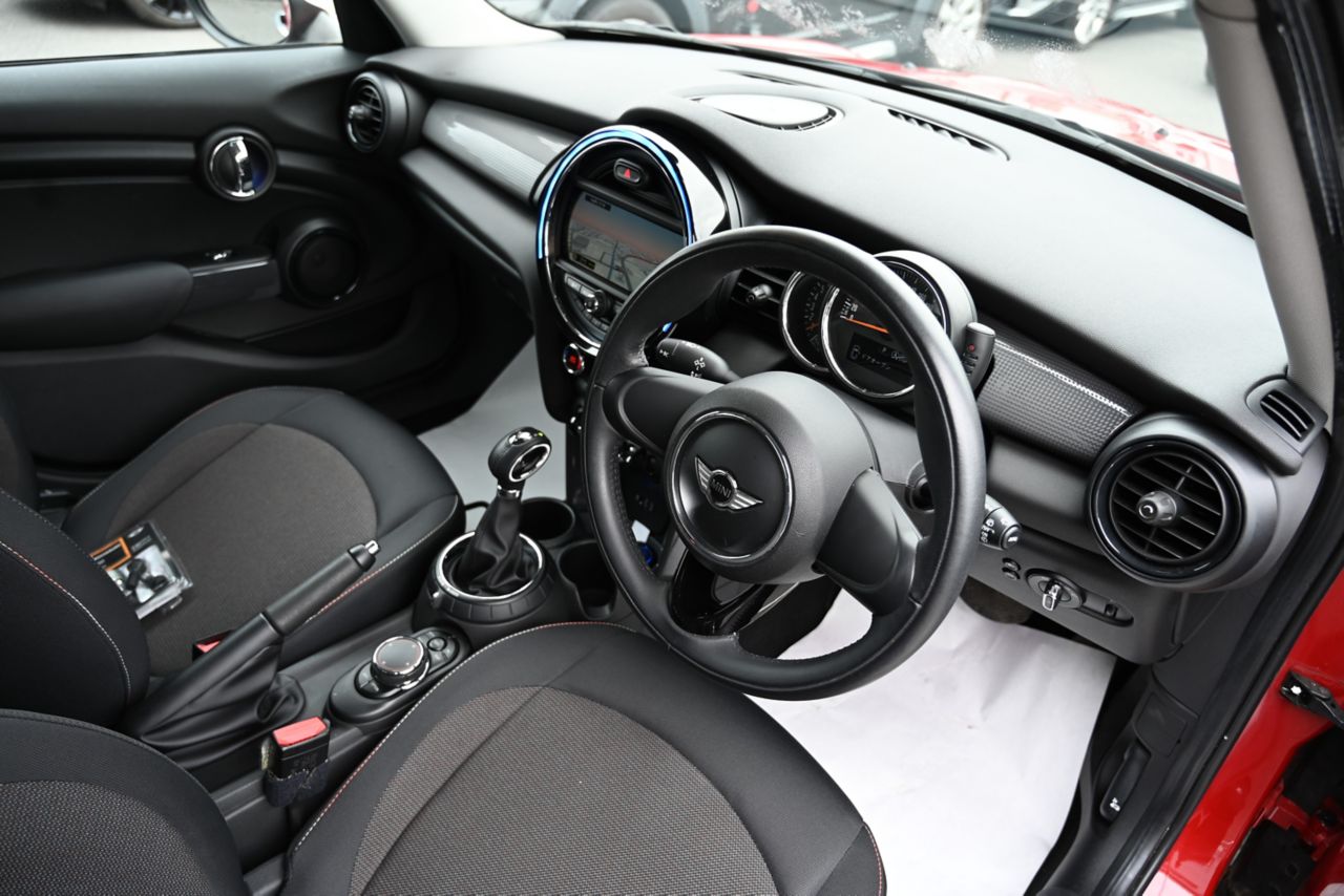 F55 COOPER