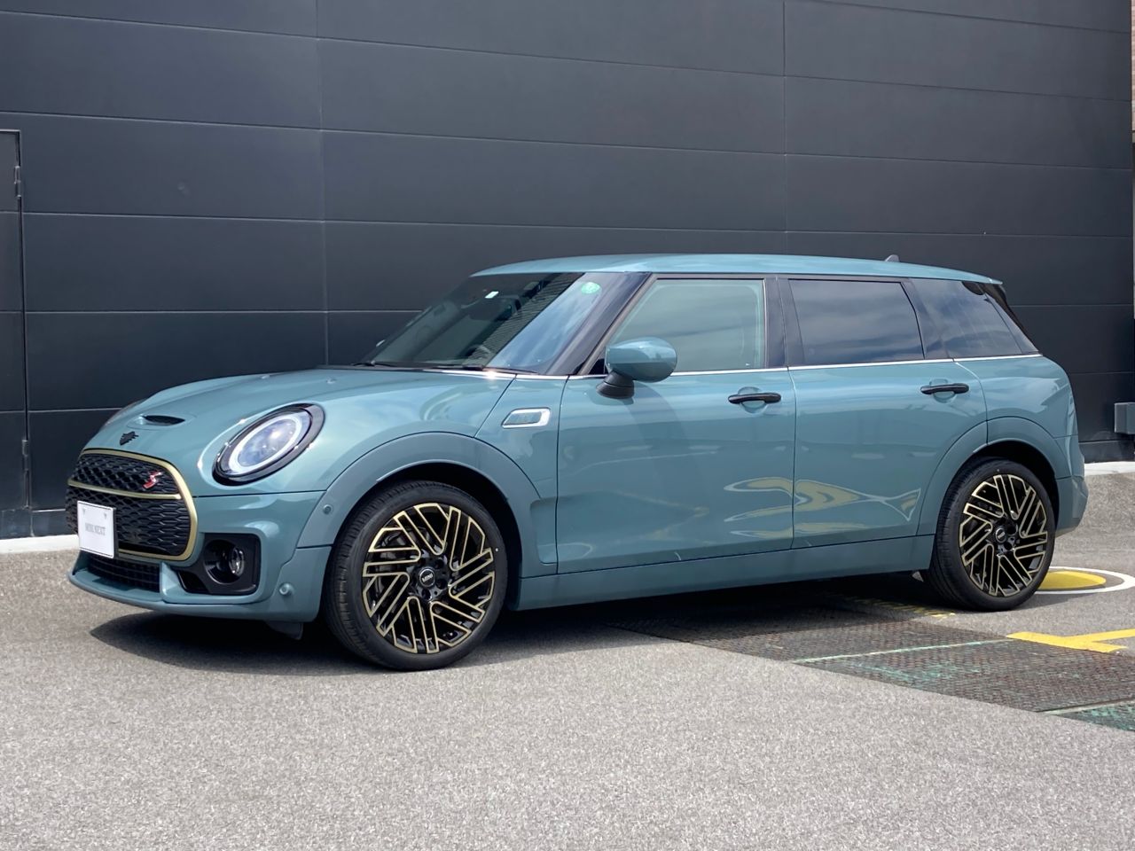 MINI COOPER S CLUBMAN UNTOLD EDITION.