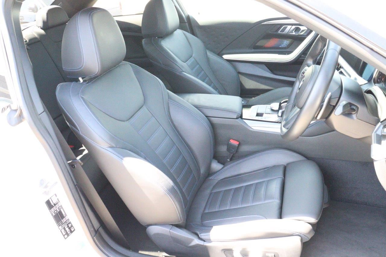 M240i xDrive Coupé RHD