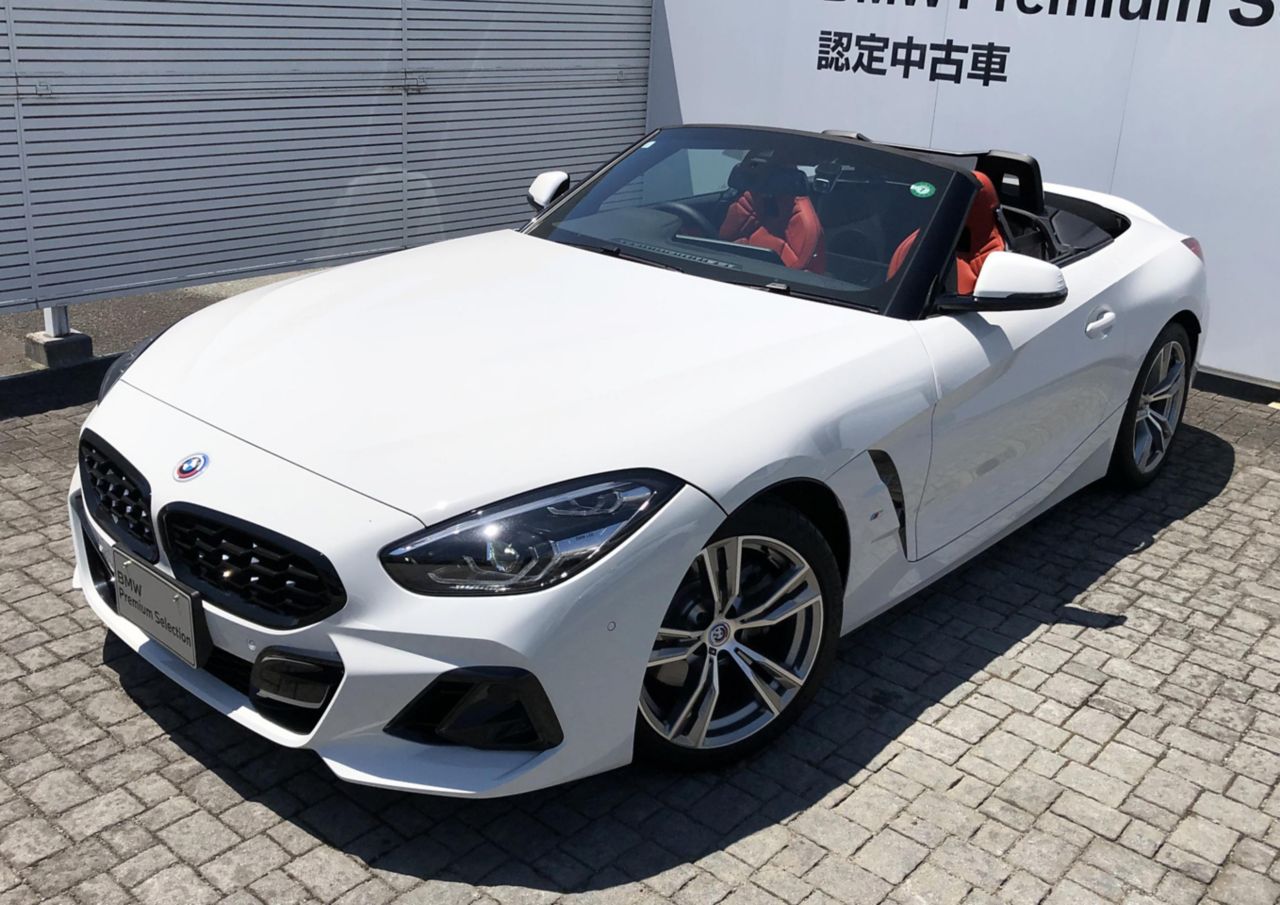 G29 z4 sDrive20i RHD