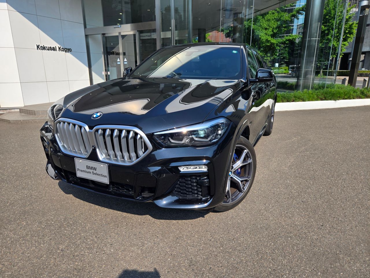 X* xDrive30d RHD