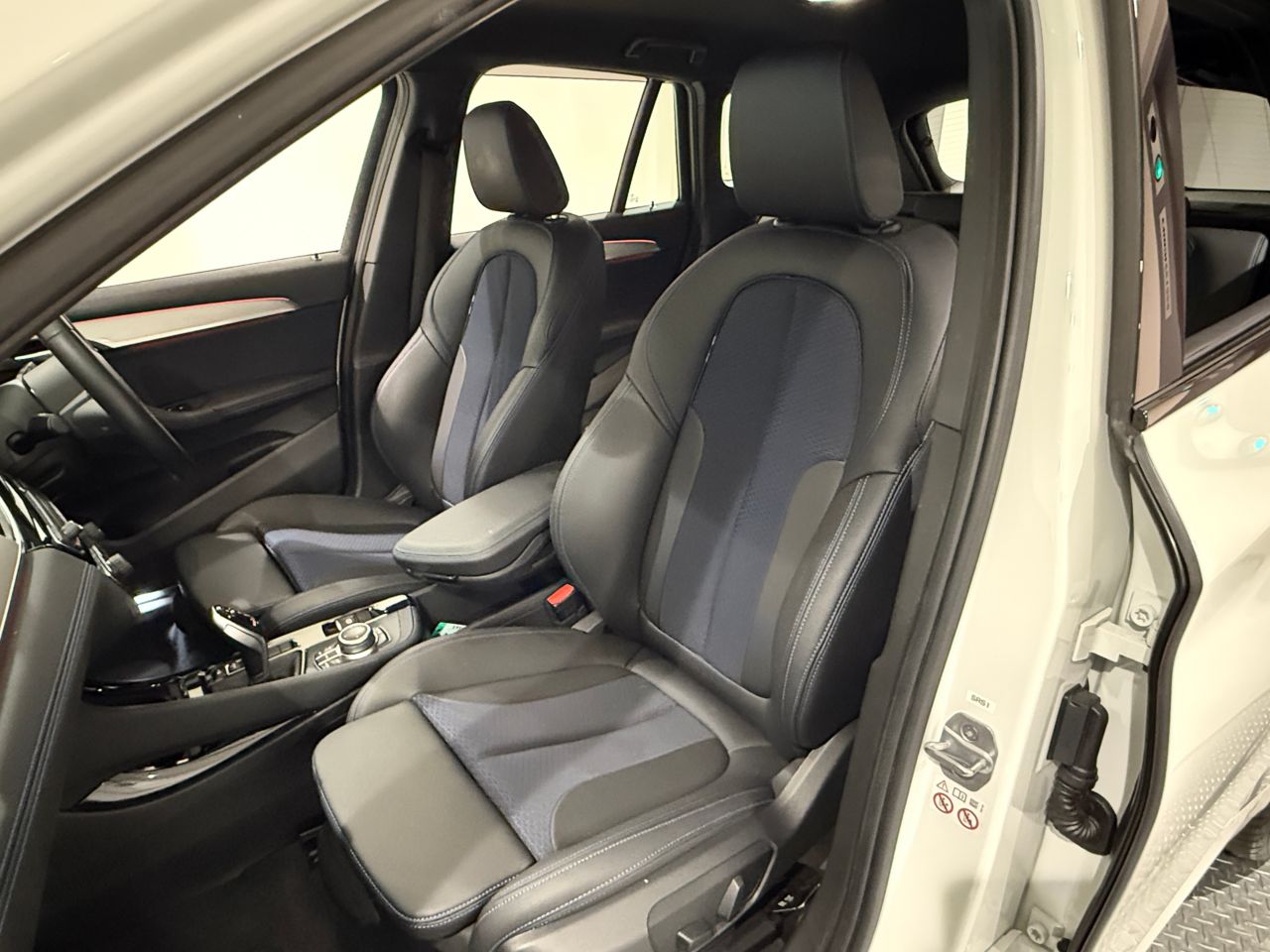 X1 sDrive18i RHD