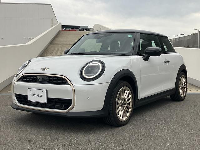 THE NEW MINI COOPER (3 DOOR) C