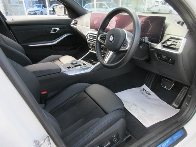 318i Touring RHD
