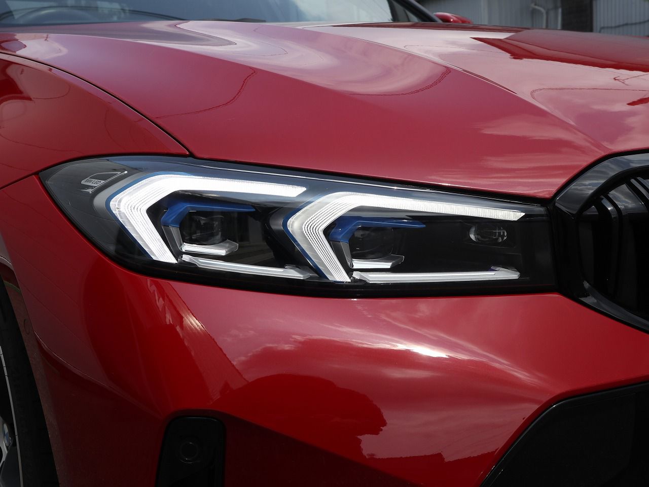 320d xDrive Berline RHD