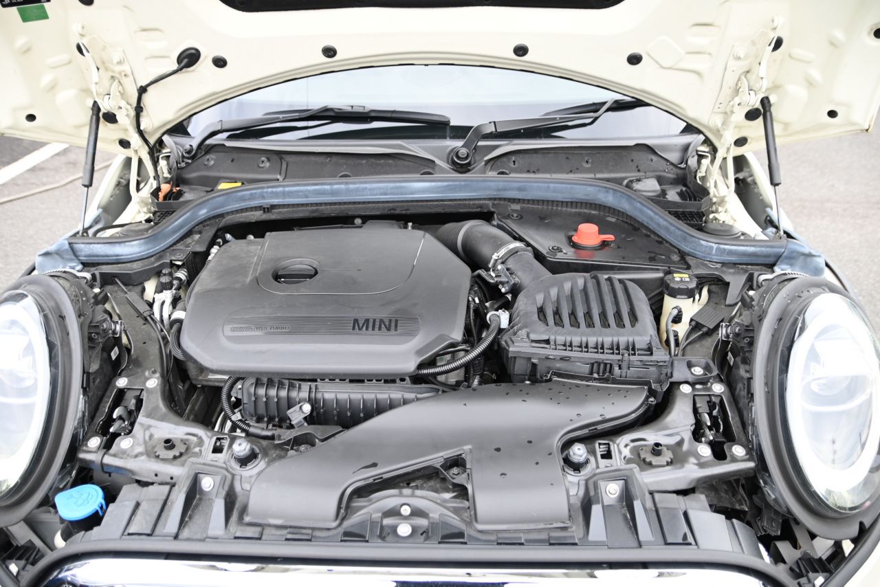 F55 MINI Cooper 5-Door Hatch LCI