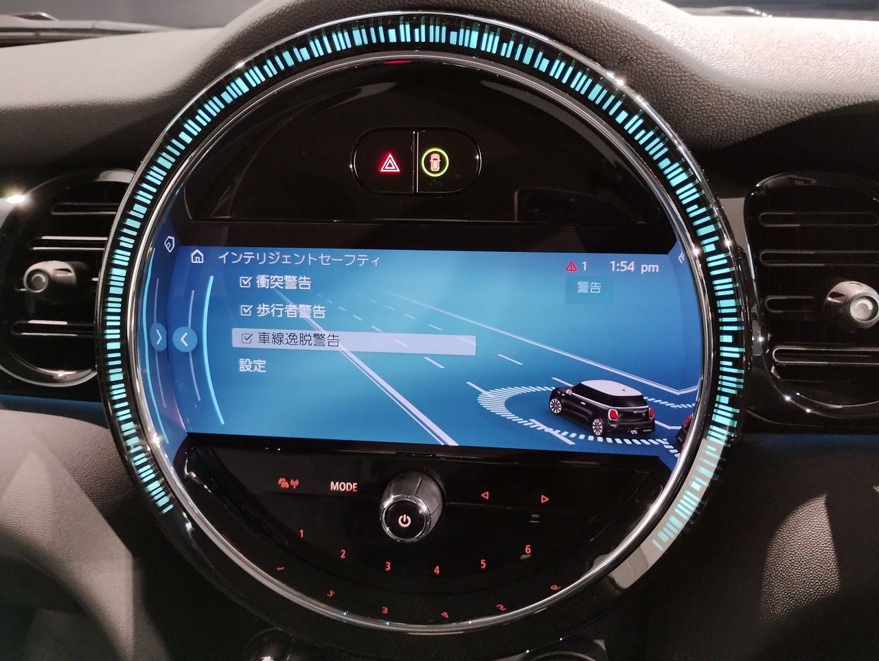 MINI Cooper F56 RHD