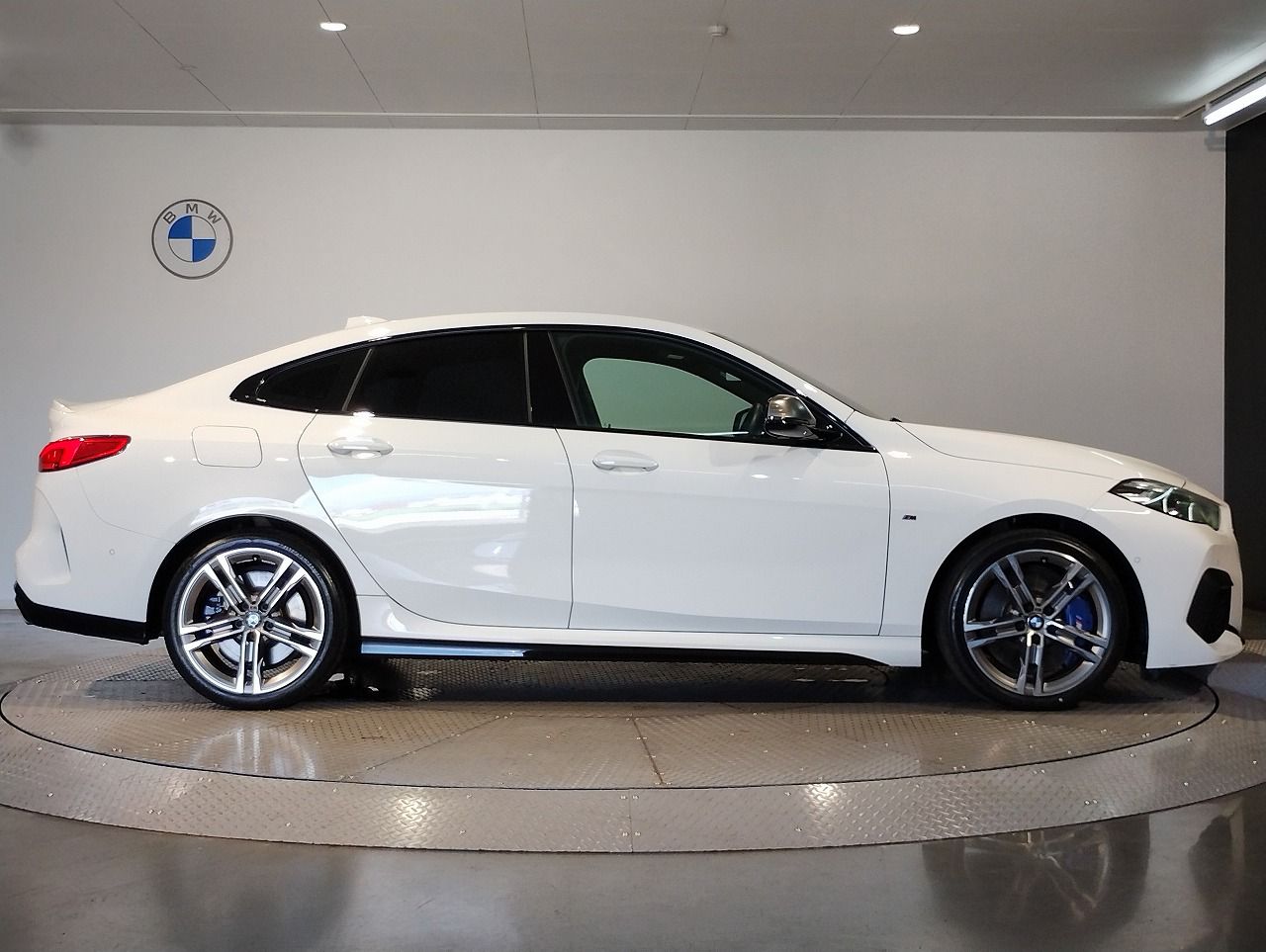 F4* **35i xDrive **** ***** B48 2.0i