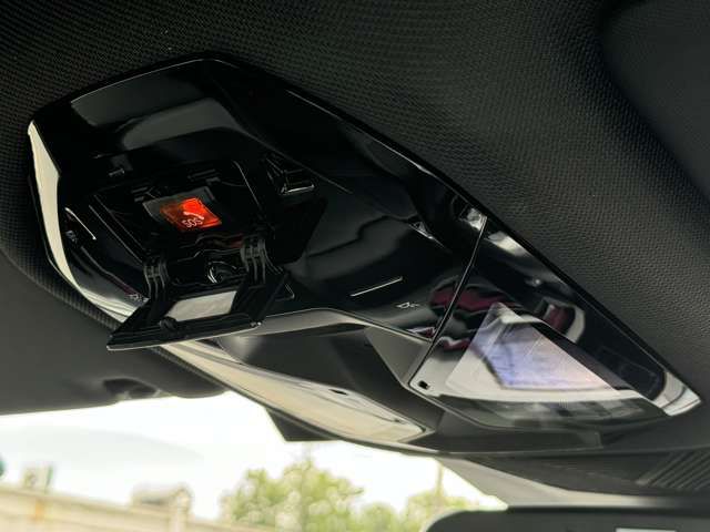 BMW i5 eDrive40 Sedan RHD