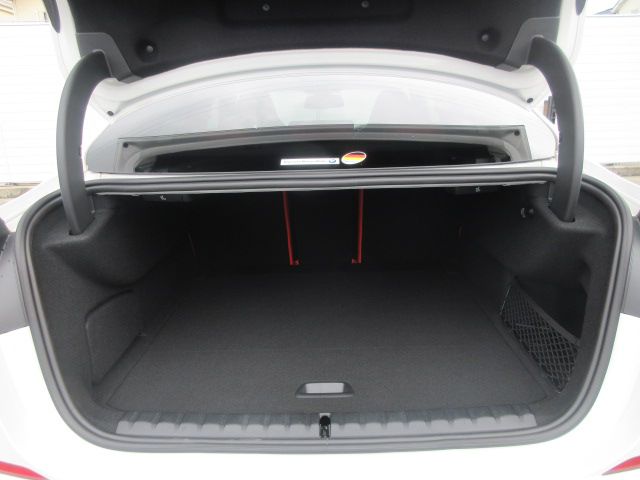 F4* **35i xDrive **** ***** B48 2.0i