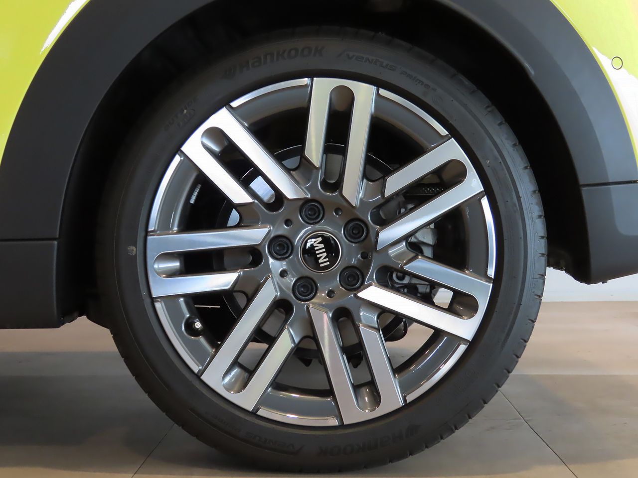 F66 MINI Cooper C 3Dr
