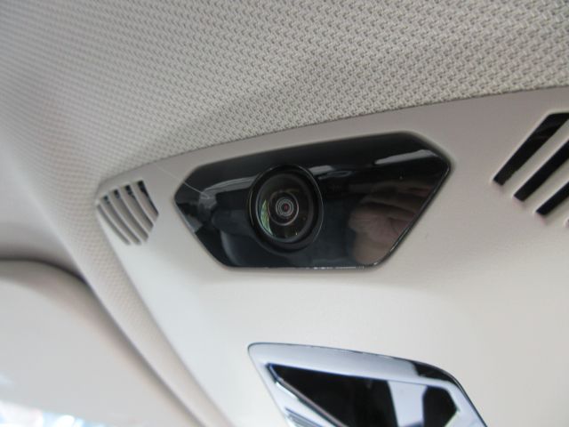 U11 iX1 xDrive30