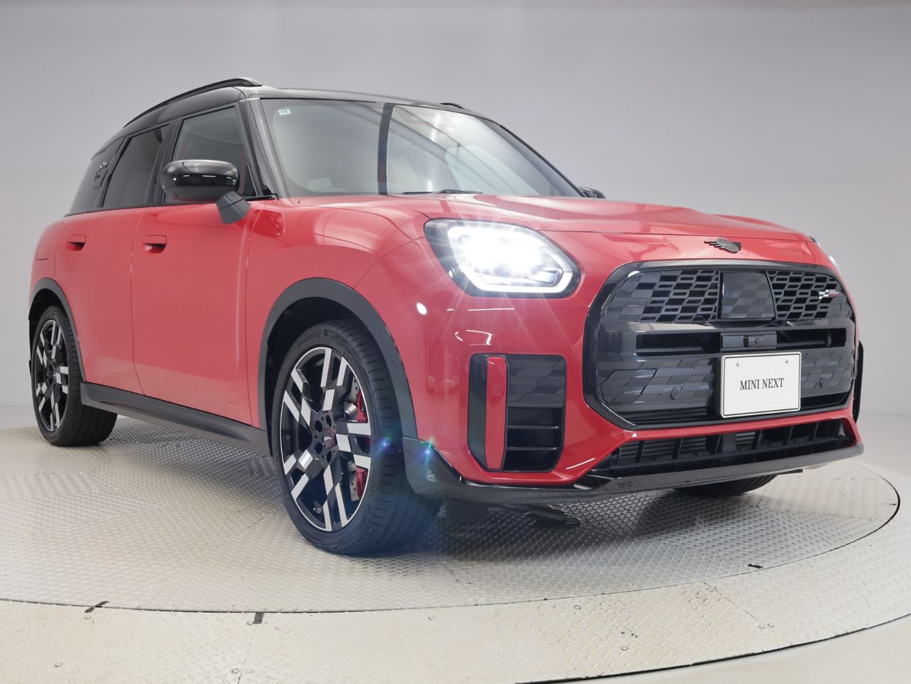 U25 MINI John Cooper Works Countryman ALL4