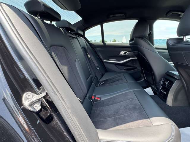 G20 320i Saloon LCI RHD MX