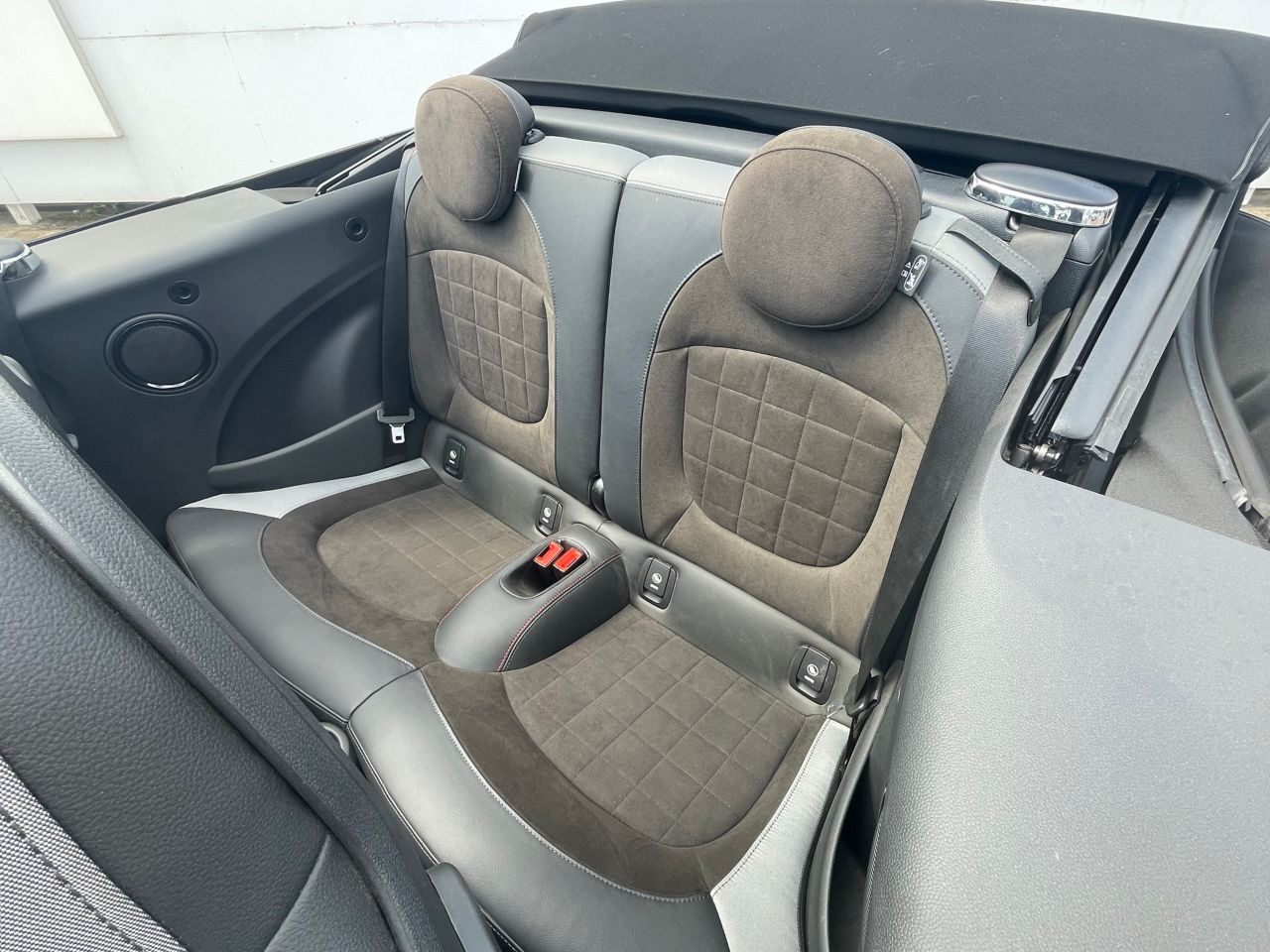 F57 MINI John Cooper Works Convertible LCI