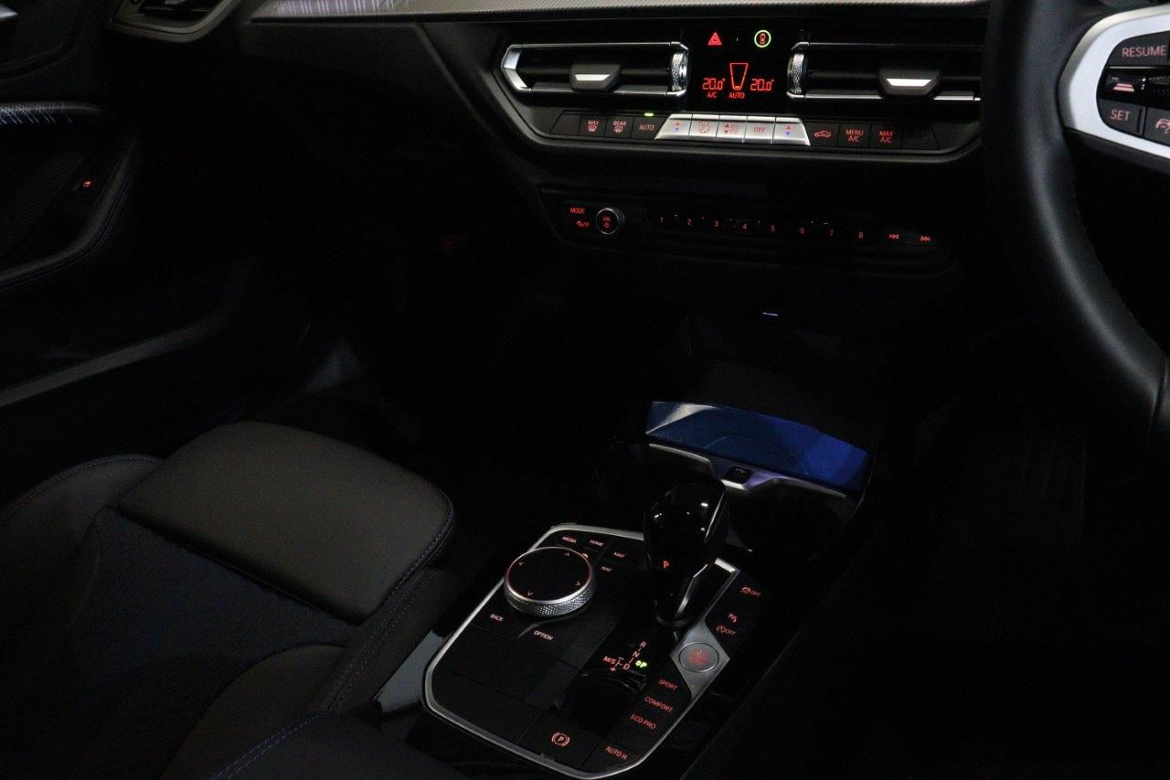 F40 118d Sports Hatch 5-door B47 2.0d
