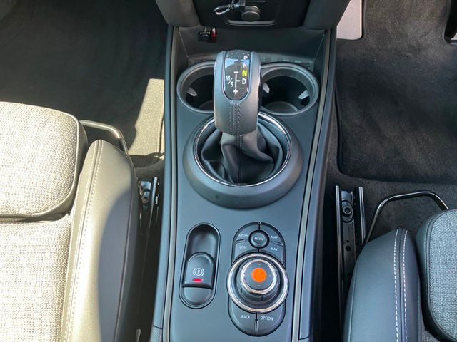 MINI CROSSOVER COOPER D