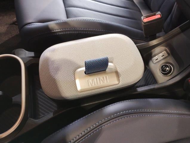 F66 MINI Cooper C 3Dr