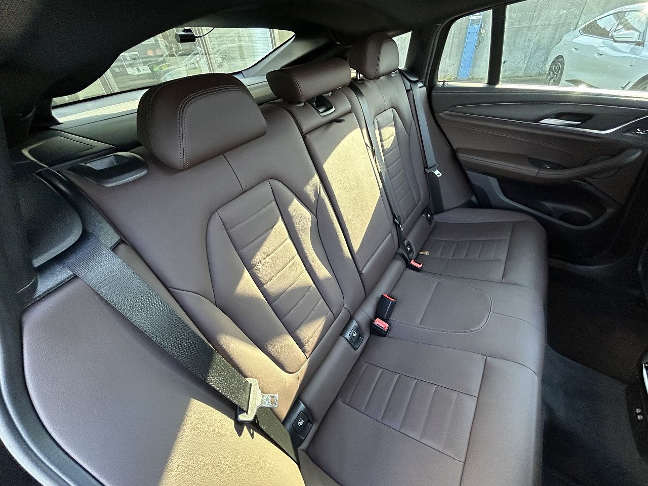 G02 X4 M40i RHD LCI