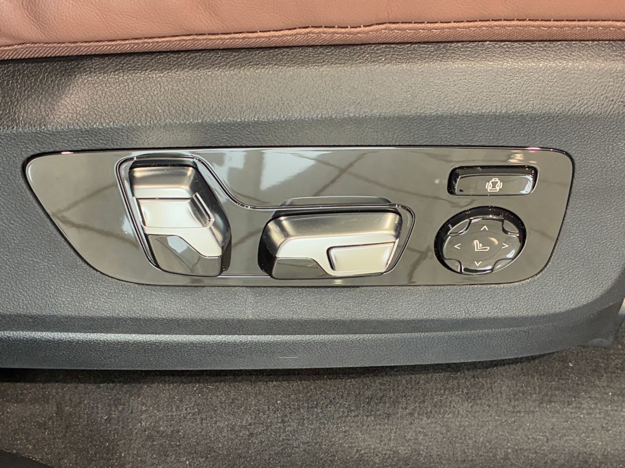 X5 xDrive30d RHD