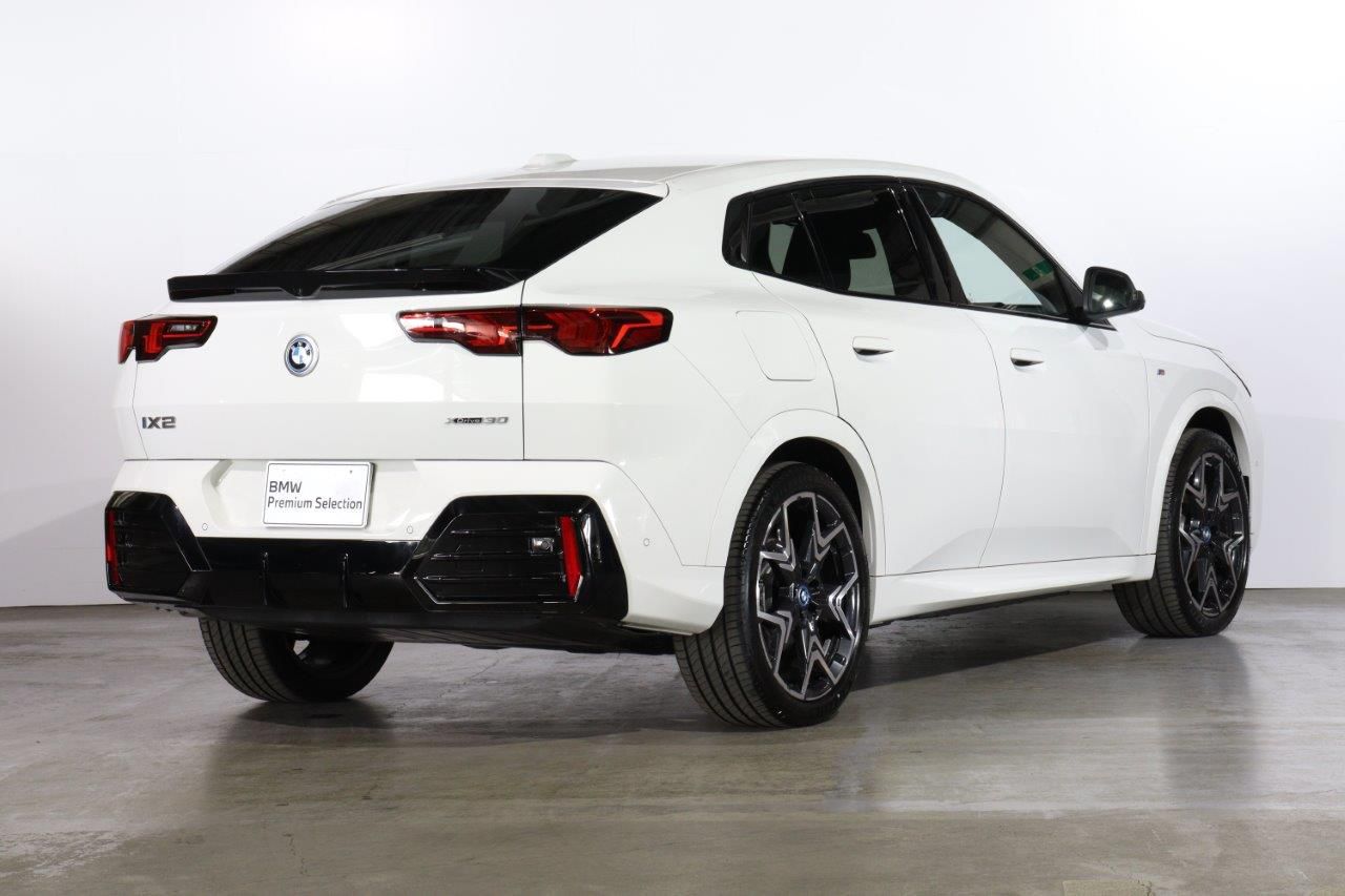 iX2 xDrive30 MSP