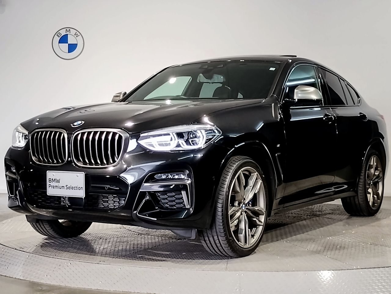 X4 M40i