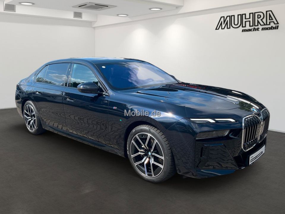 BMW 740