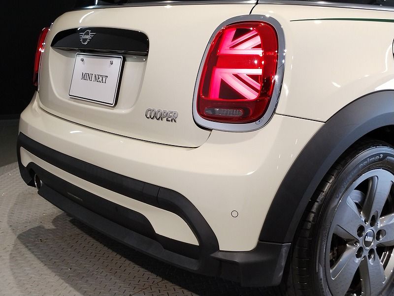 MINI Cooper F56 RHD