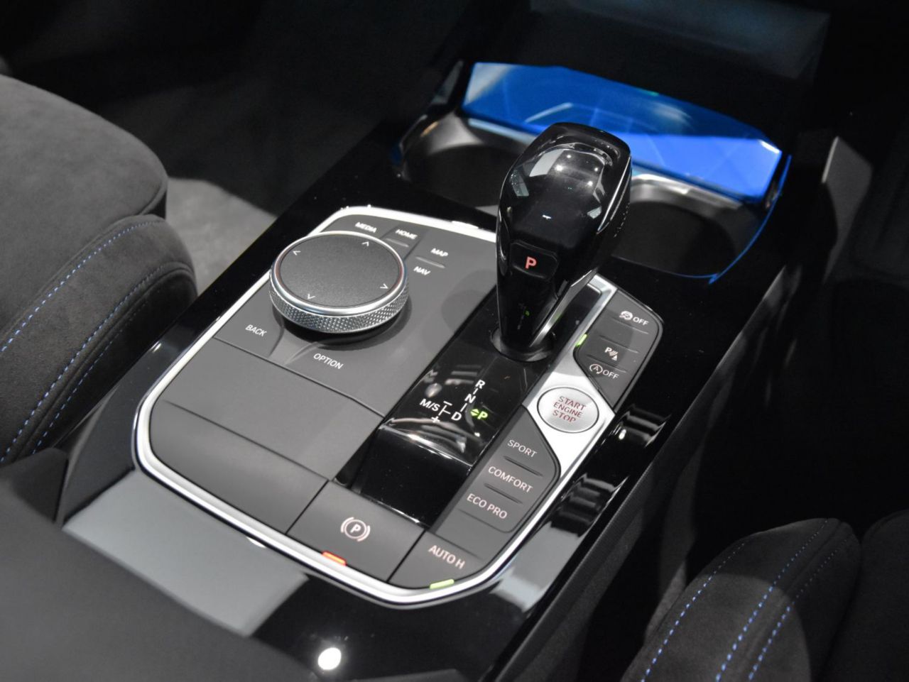 F4* **35i xDrive **** ***** B48 2.0i