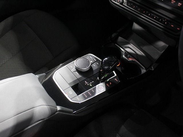 118i RHD